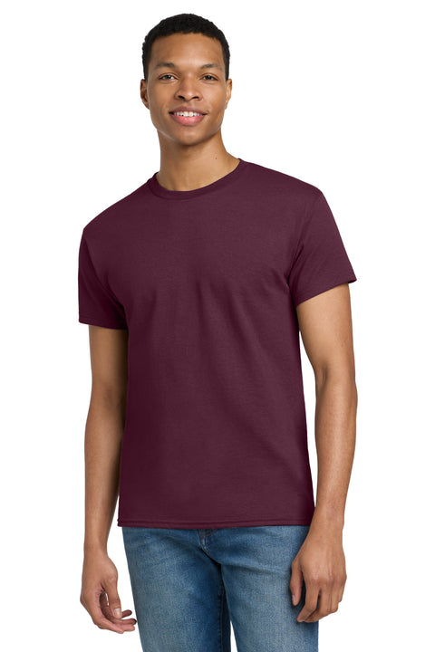 Gildan ®  - Ultra Cotton ®  100% US Cotton T-Shirt.  2000 - [Maroon]